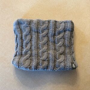 Neck Scarf In Gray By Heat Holders